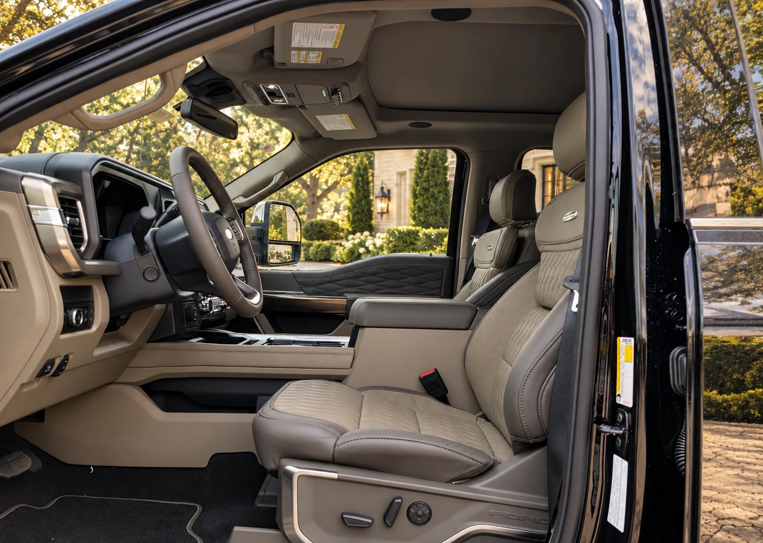 Smoked Truffle quilted leather — F-450 Platinum Plus